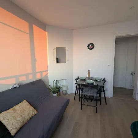 Vues Exotique, Au Pin Bleu Majorelle - 3 Etoiles אולט